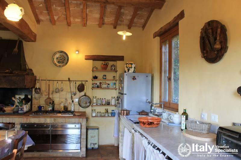 View of Villa Guardea from outside - Umbria Region