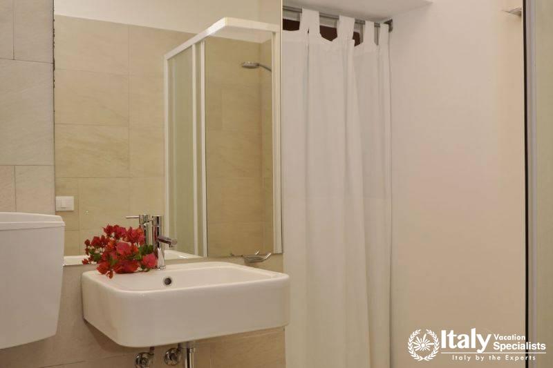 Outstanding bathroom in Villa Enorme