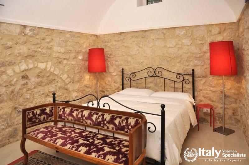 Majestic bedroom in Villa Enorme