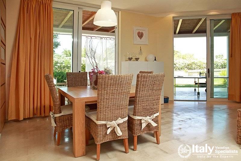 Dinning area in Casa Magica