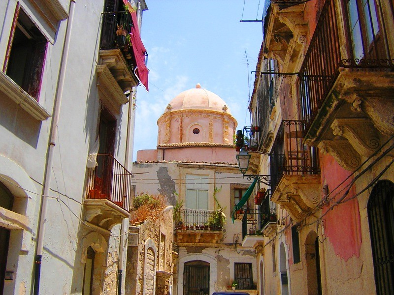 City of Siracusa, Historical Centre, Sicily - Photo by Jesse Andrews