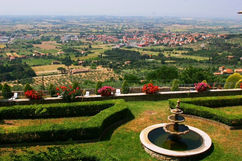 Cortona, Gardens - Tuscany 